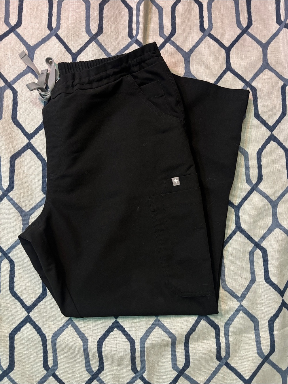 FIGS High Waist Yola Scrub Pants Size Large in Black
